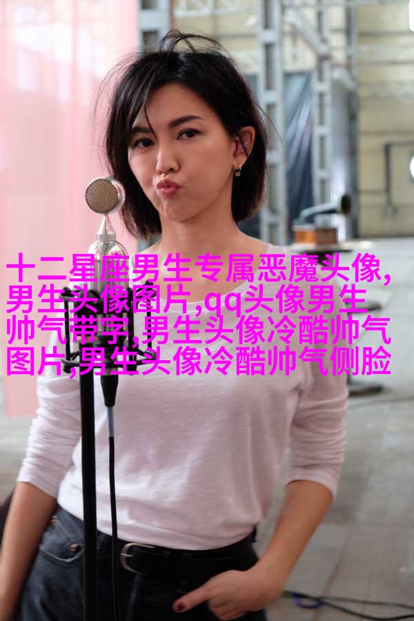 带忧郁气质的伤感男生QQ头像大全(精选18张)